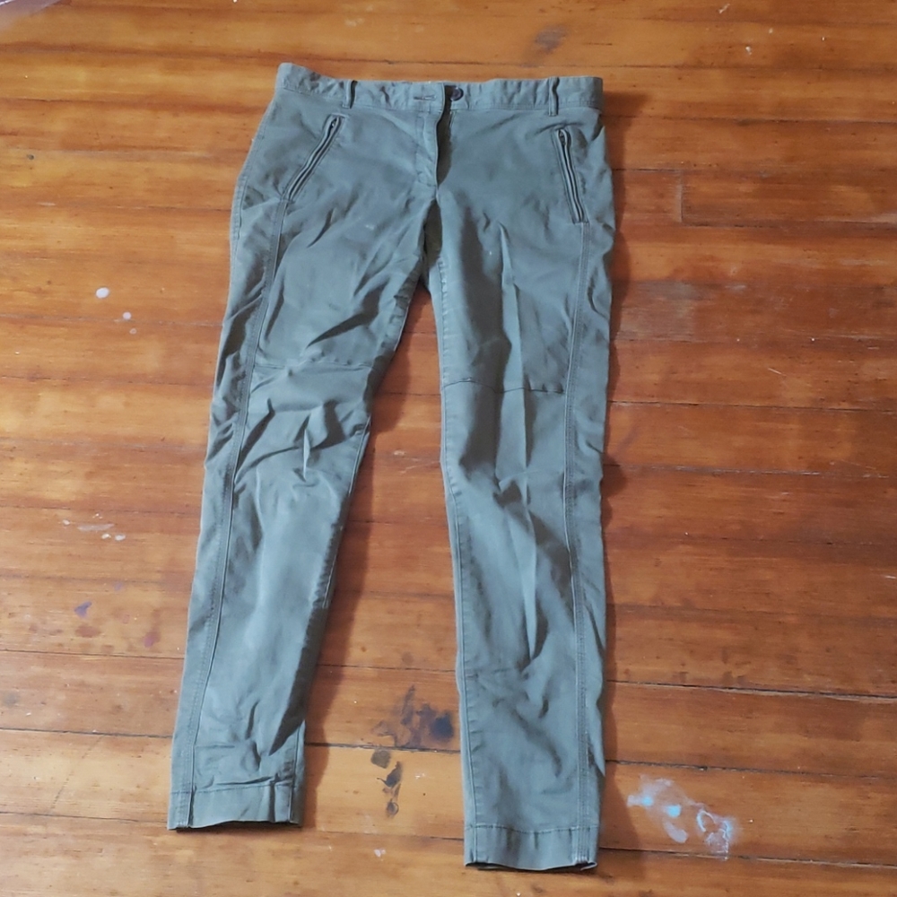 Green women's cargo pants